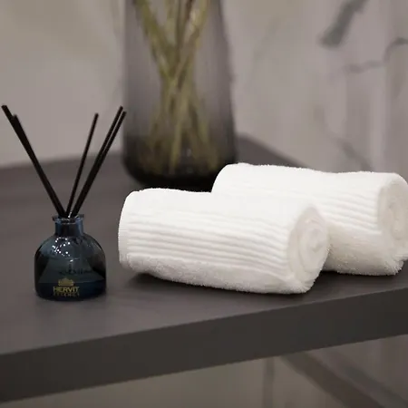 La Dimora Di Adele Centro 펜션